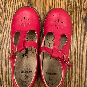 Footmates size 10, red shoes